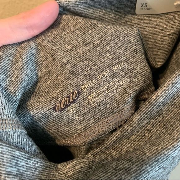 NWT AERIE Chill. Play. Move. 7/8 Leggings - Picture 5 of 7